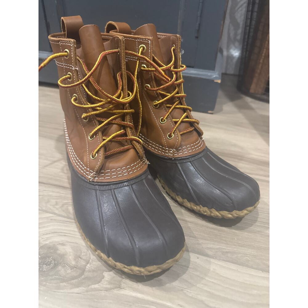 NEW LL Bean 8" Bean Boots Duck Boots Women's Size 8 M